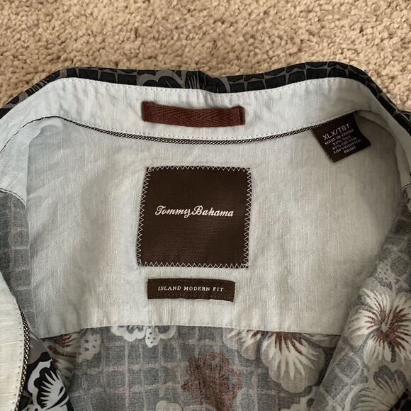 TOMMY BAHAMA Island Modern Fit Black Floral Hibiscus Shirt Men’s Size XL X - Picture 4 of 12